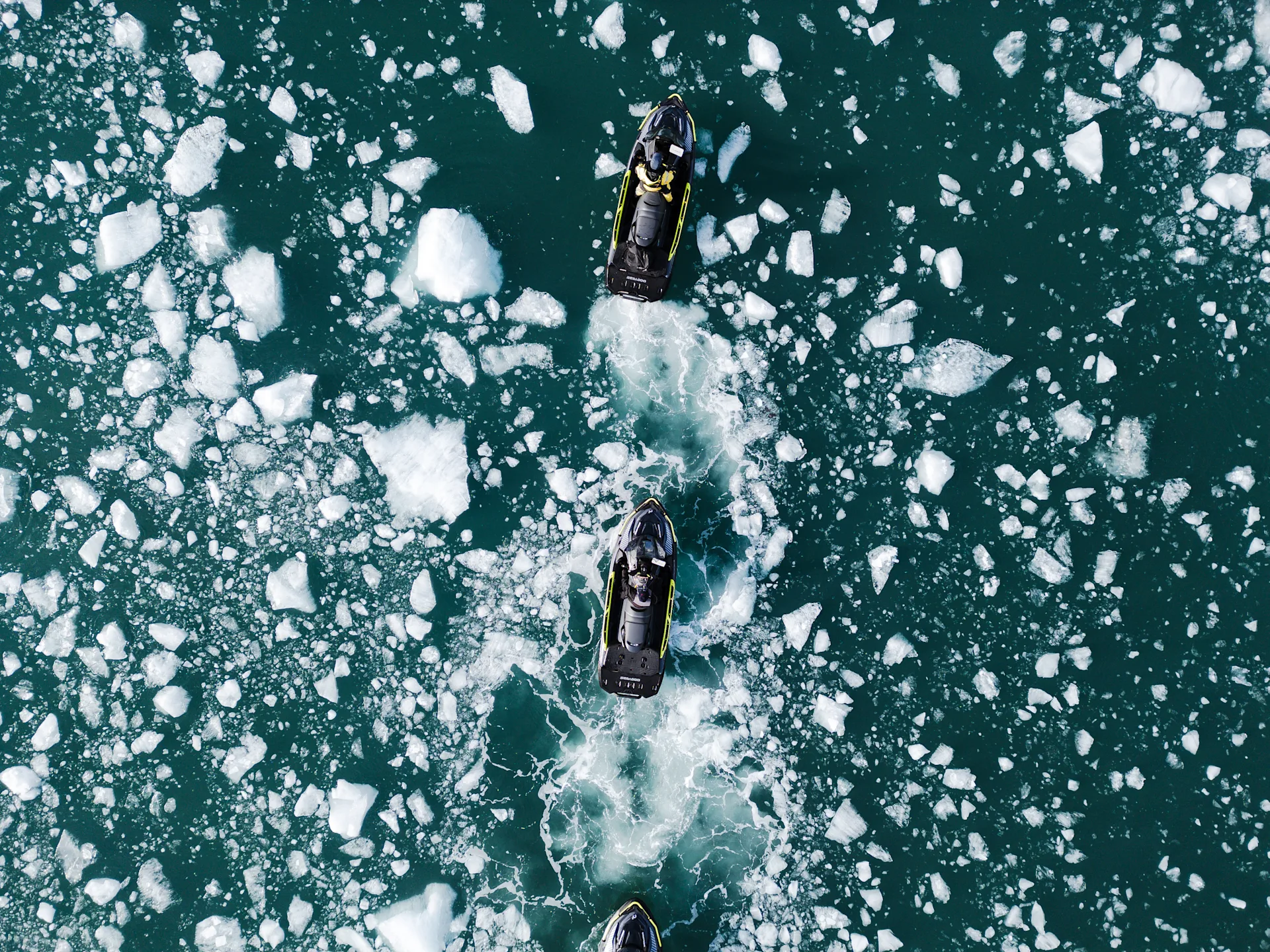 UNSO-CY24-SEA-AlaskaWildGuides-ACTION-9712