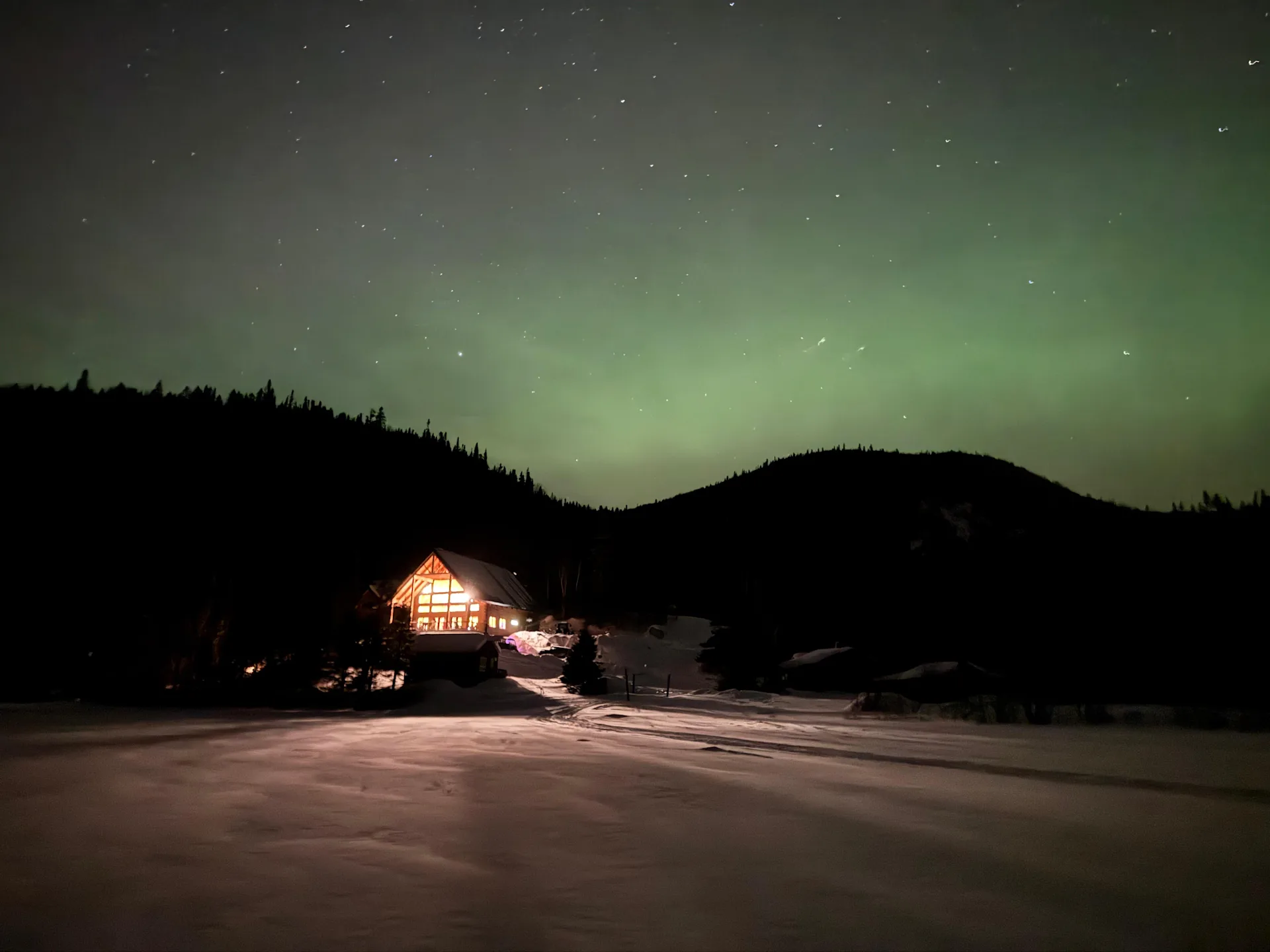 New outfitter gallery image from Domaine Lac Brouillard for adventure: 7KYjw8Ij4uOc4A2APrbZ7B