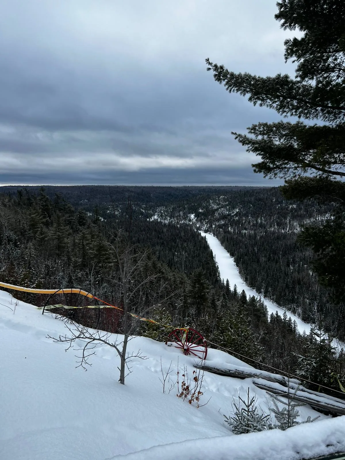 Ontario Québec Snowmobile Tours