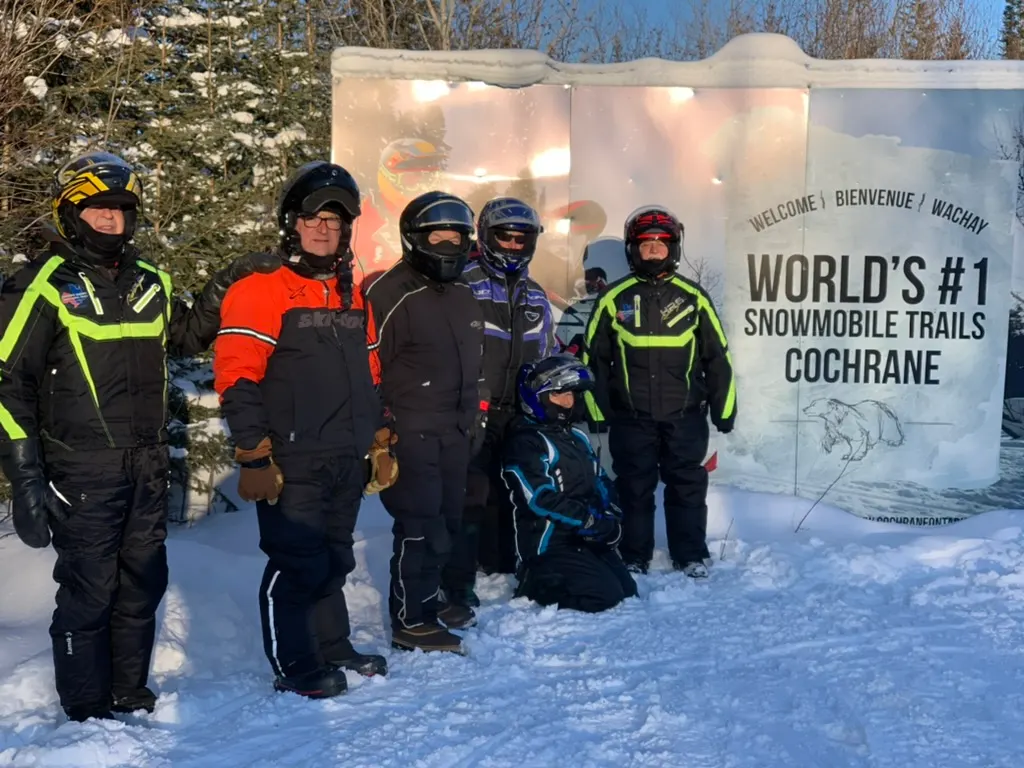 Ontario Québec Snowmobile Tours