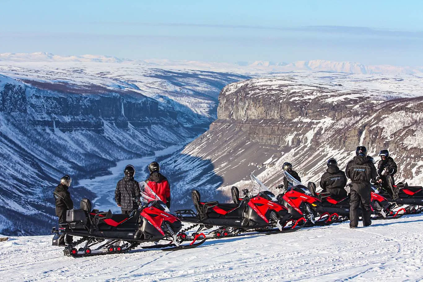 Sorrisniva outfitter