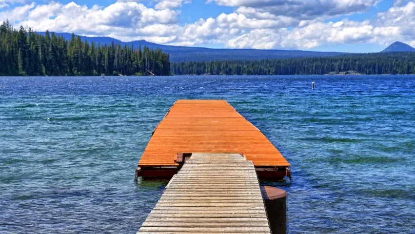 Cultus Lake Resort - Marina 1