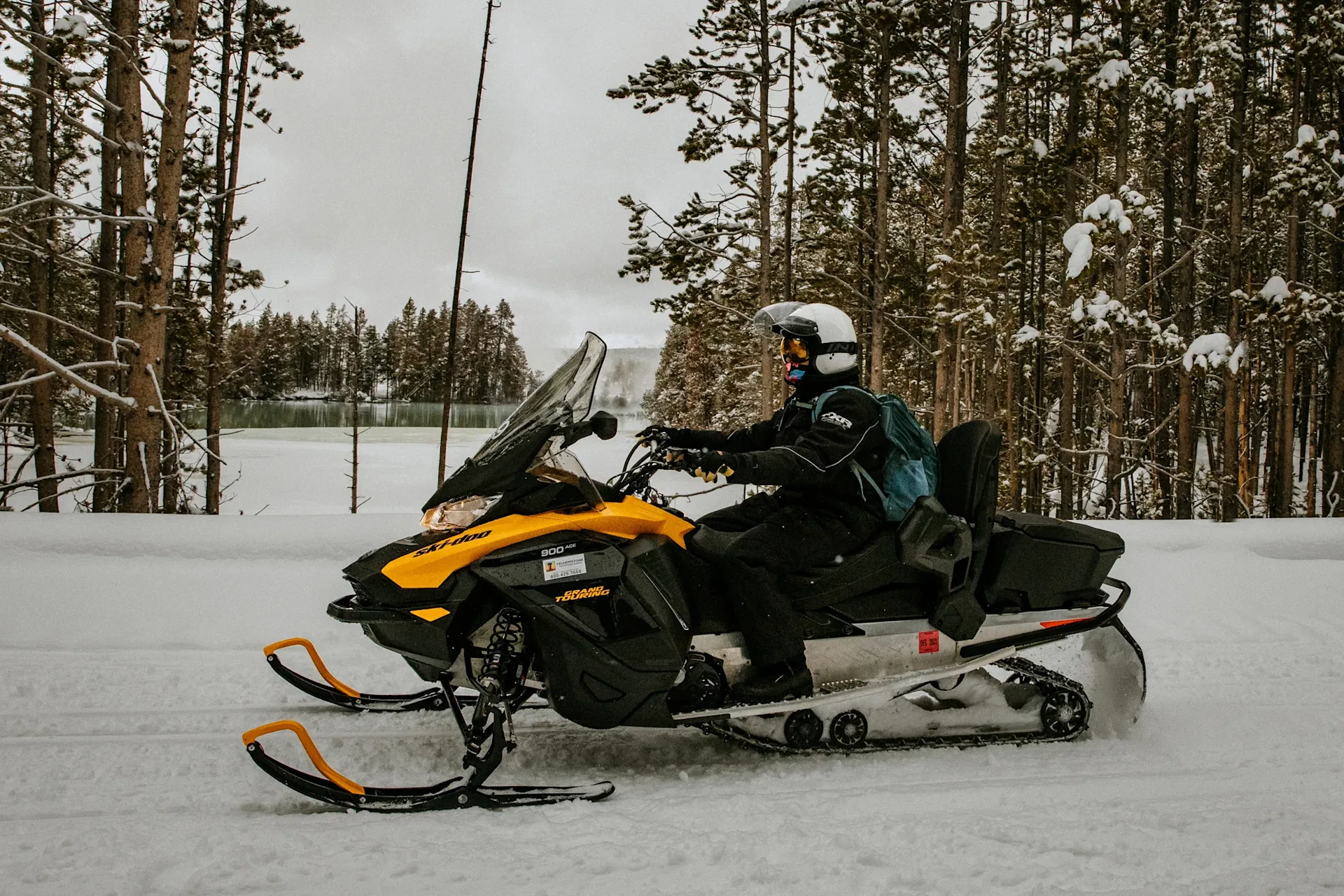 Two Top Snowmobile Rental - image 4