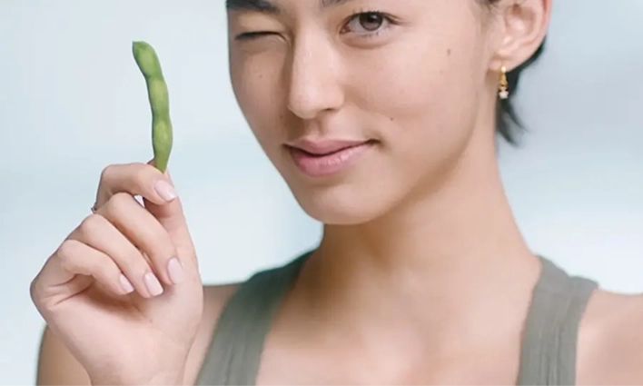 Skincare ingredients for glow