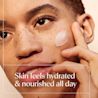 intensely hydrates & instantly soothes sensitive skin