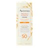Tube de l'écran solaire Visage, FPS 50 AVEENO® PROTECT + HYDRATE