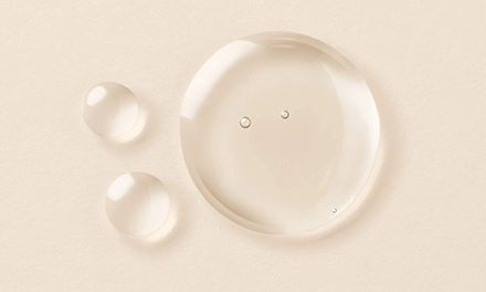Aveeno® Positively Radiant® Vitamin C lightweight silky Serum texture