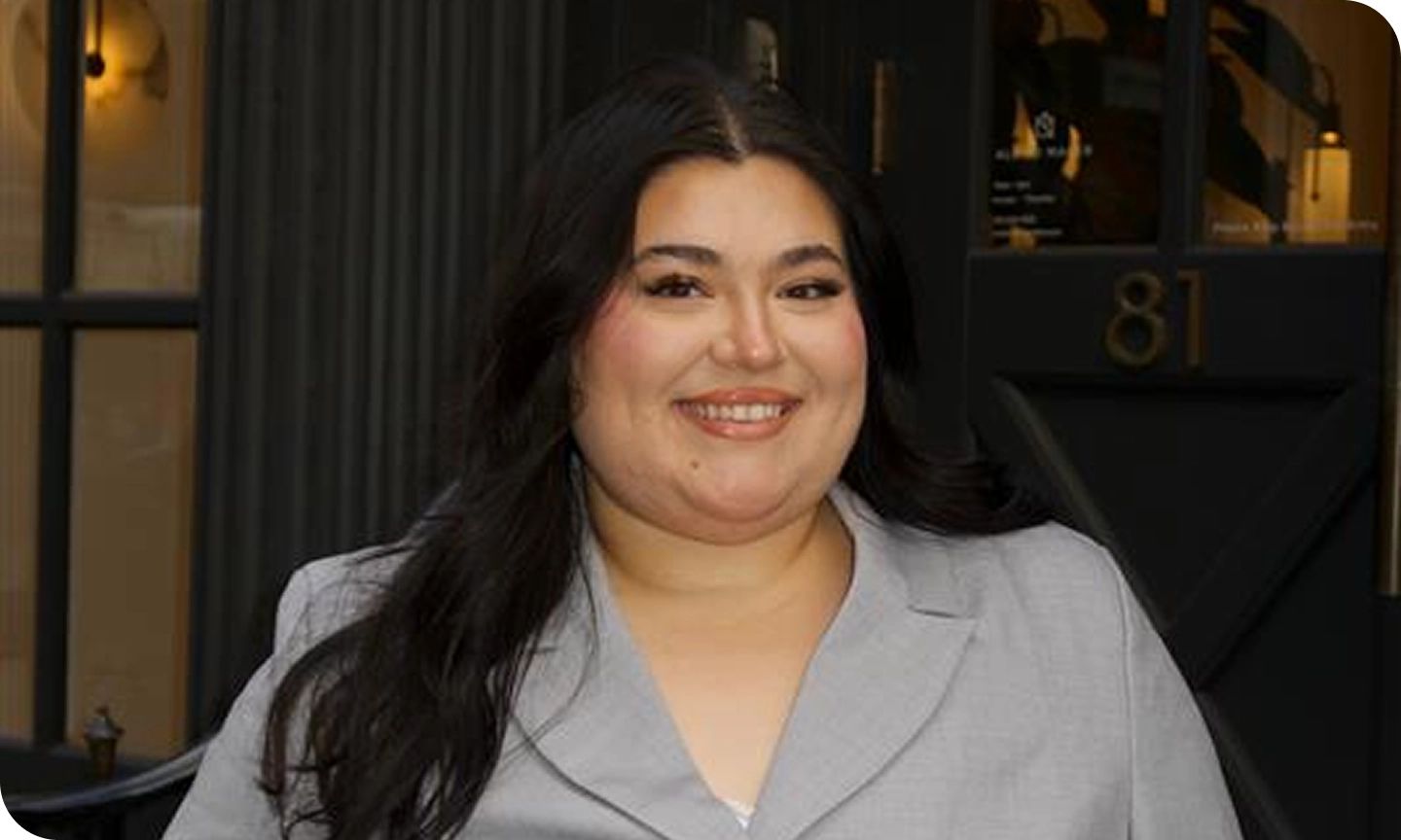 Jasmine is a Latina beauty creator redefining what self-care looks like, sharing filter free.