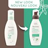 Ancien et nouvel emballage du flacon de 180 ml du nettoyant moussant AVEENO® Clear Complexion, avec la mention "nouveau look"