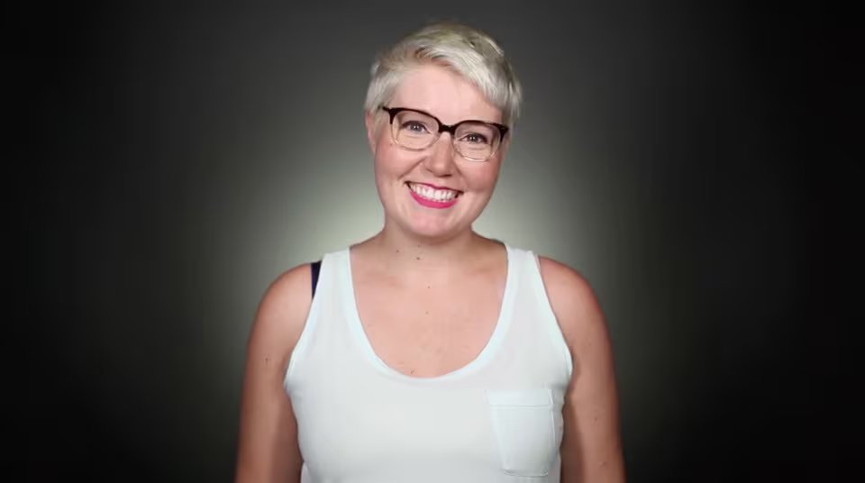 glasses-on-video-tile