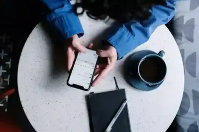 iPhone 16e eSIM: возможности и функционал