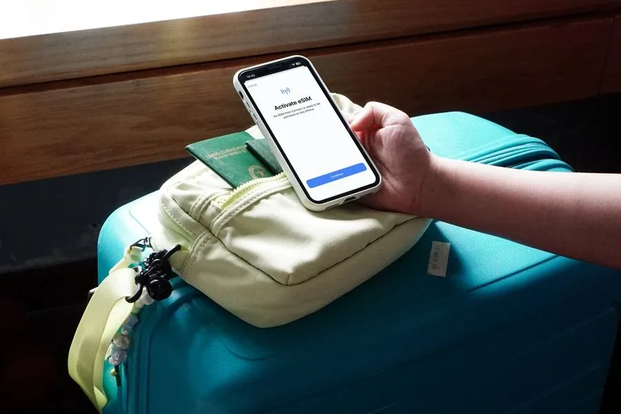 esim-activation-smartphone