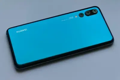 Телефоны Huawei с поддержкой eSIM