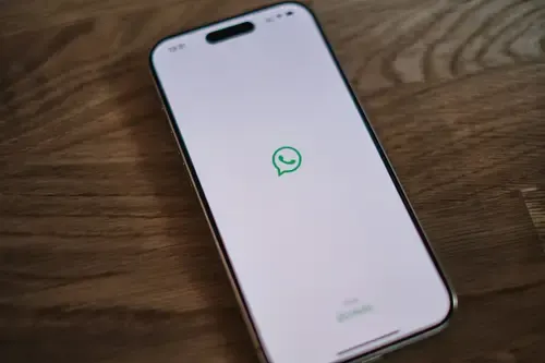 Сколько трафика использует WhatsApp?
