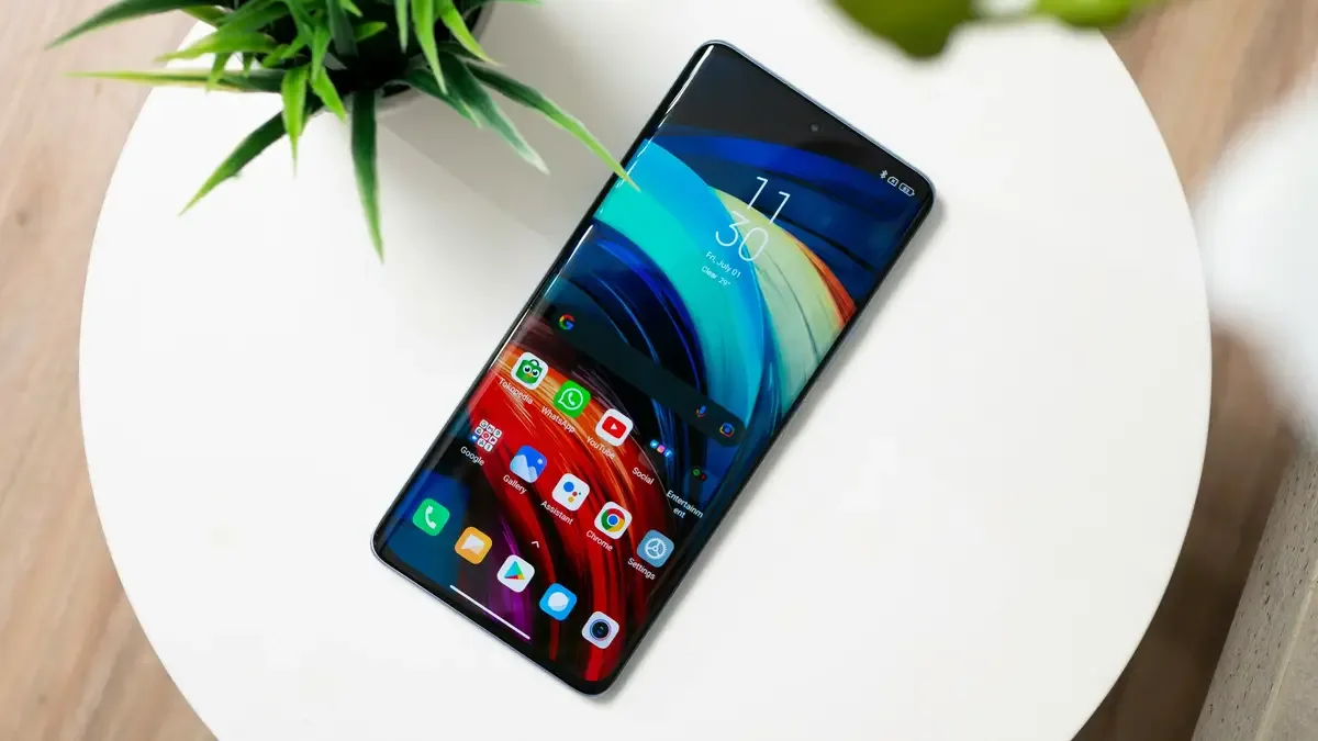 Android smartphone with app icons on the screen