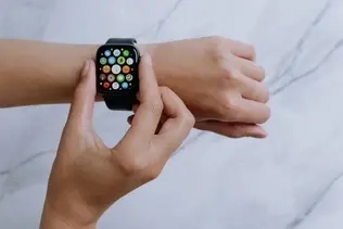 Какие смарт‑часы совместимы с eSIM?