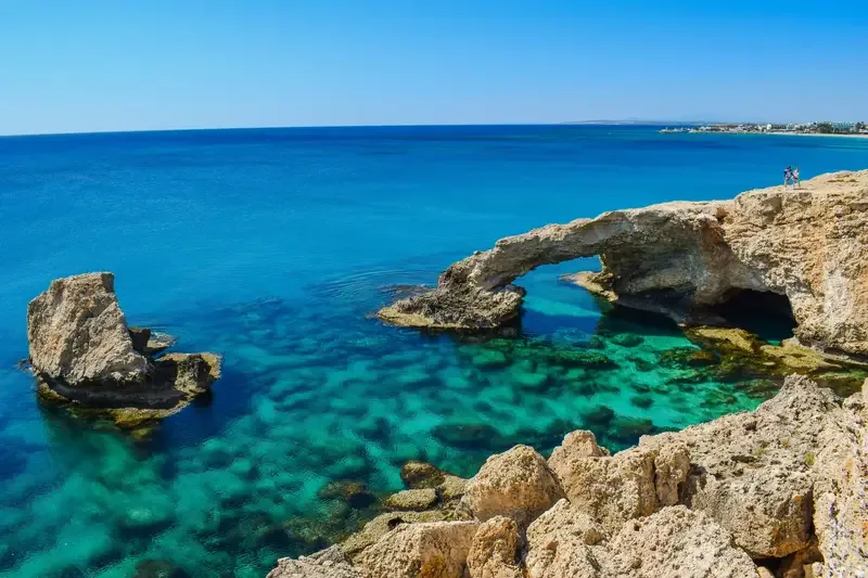 clear sea and rocks