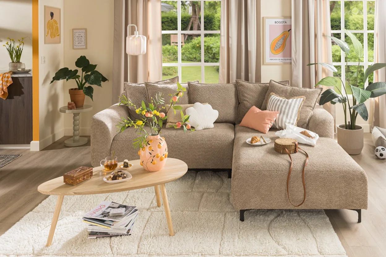 Woonkamer met bank Elsa