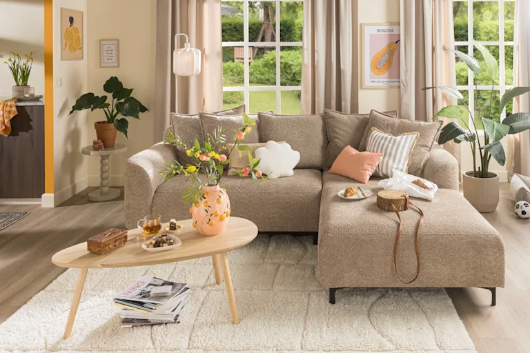 Woonkamer met bank Elsa