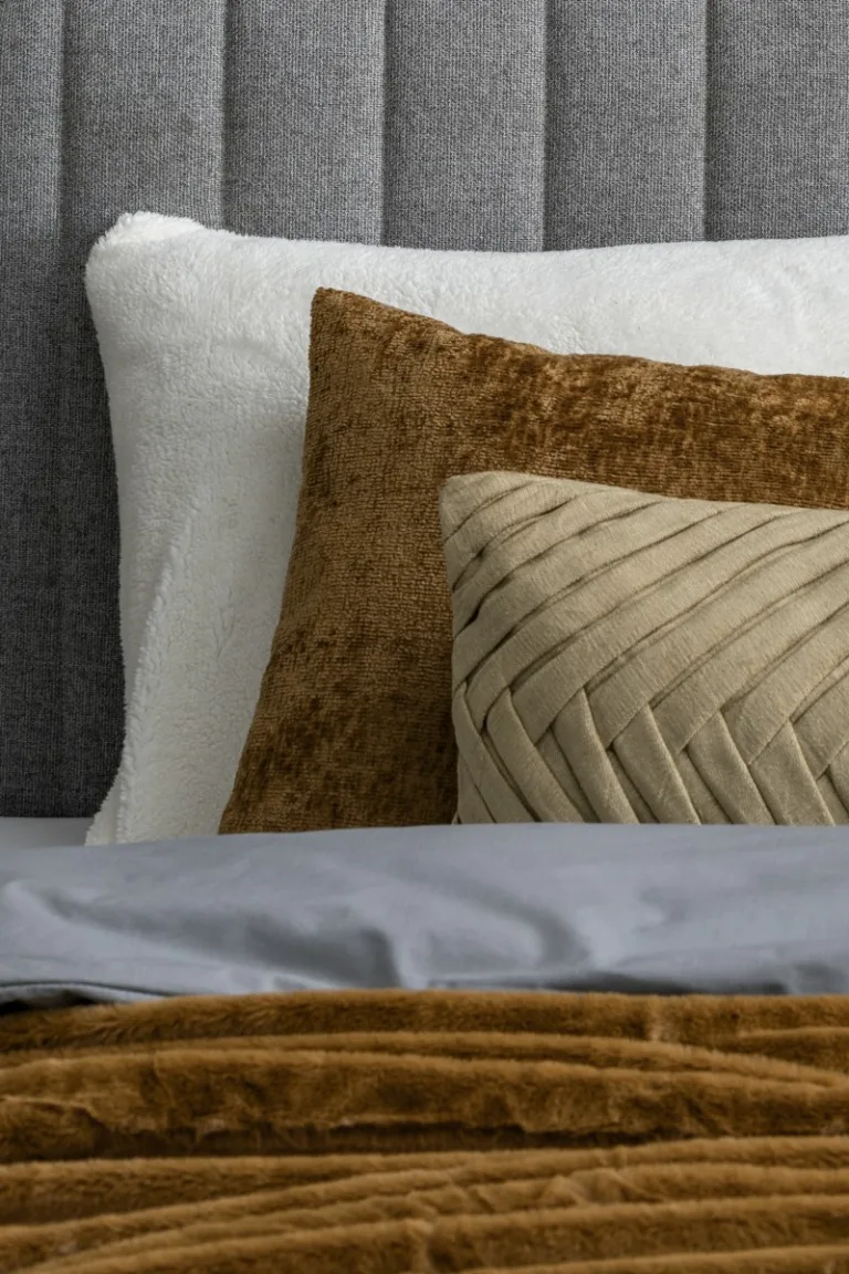 Enveloppe de couette caramel avec oreillers décoratifs