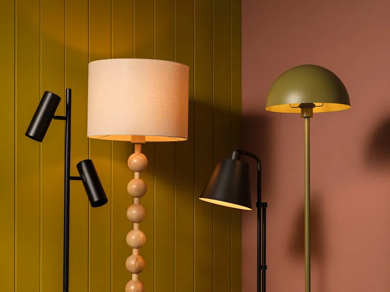 Vloerlamp met lampenkap