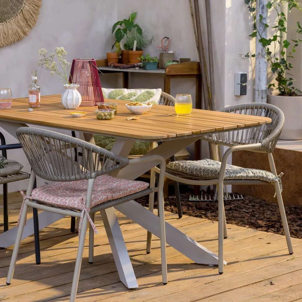 Tuintafel Perpignan ingezoomd 1:1