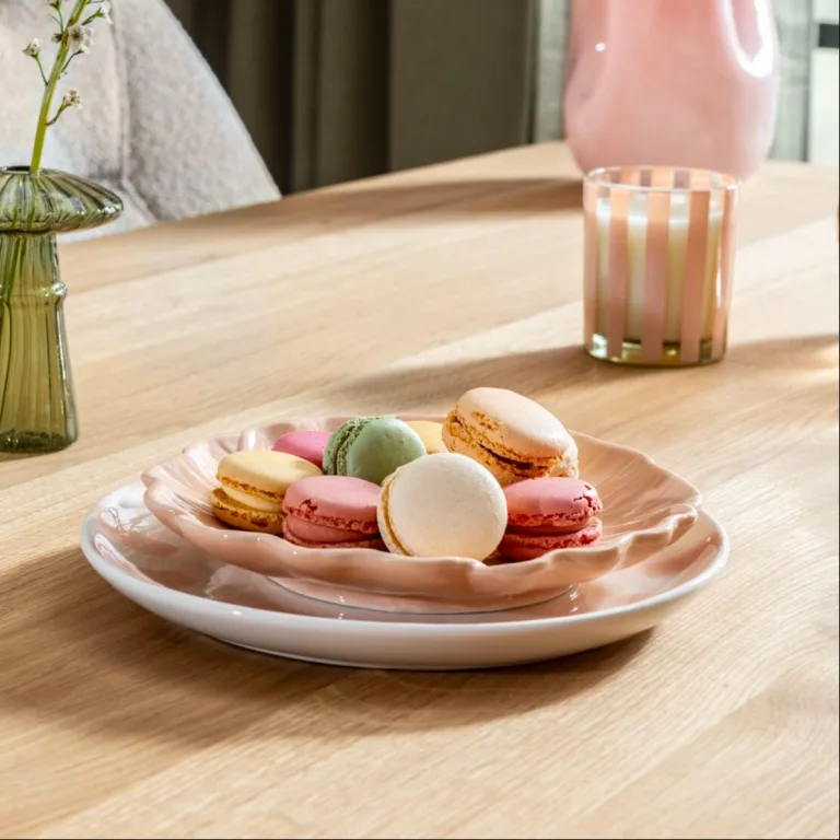 Servies met macarons