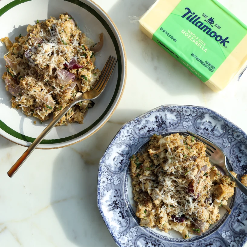 Creamy Cheesy Cauliflower Quinoa Bowl