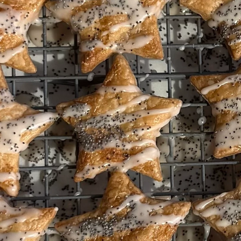 Lemon Poppyseed Pie Crust Cookies grid image