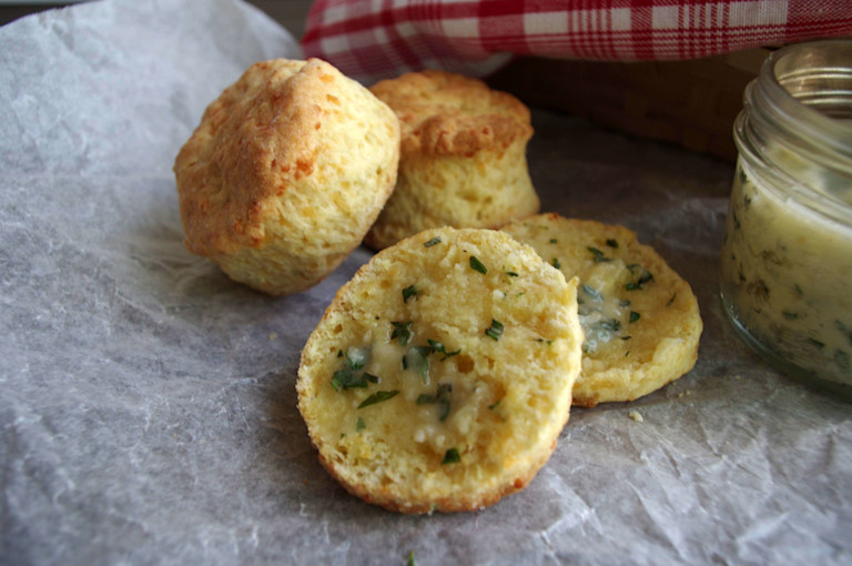 Cheddar & Sour Cream Biscuits Tillamook