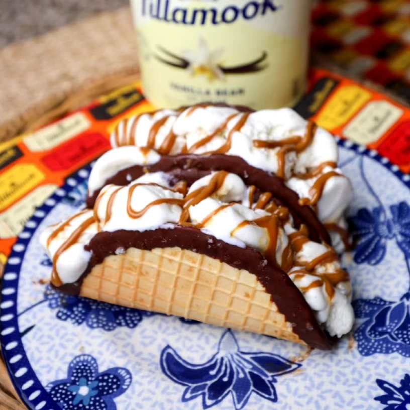 Dulce de leche choco tacos (Grid)