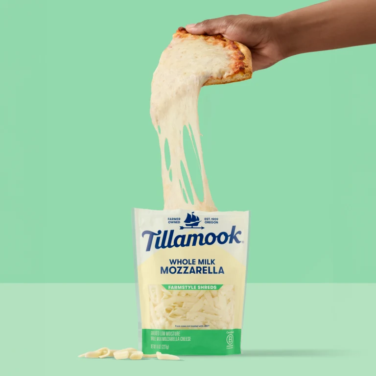Tillamook Mozzarella Cheese and Pizza Pull