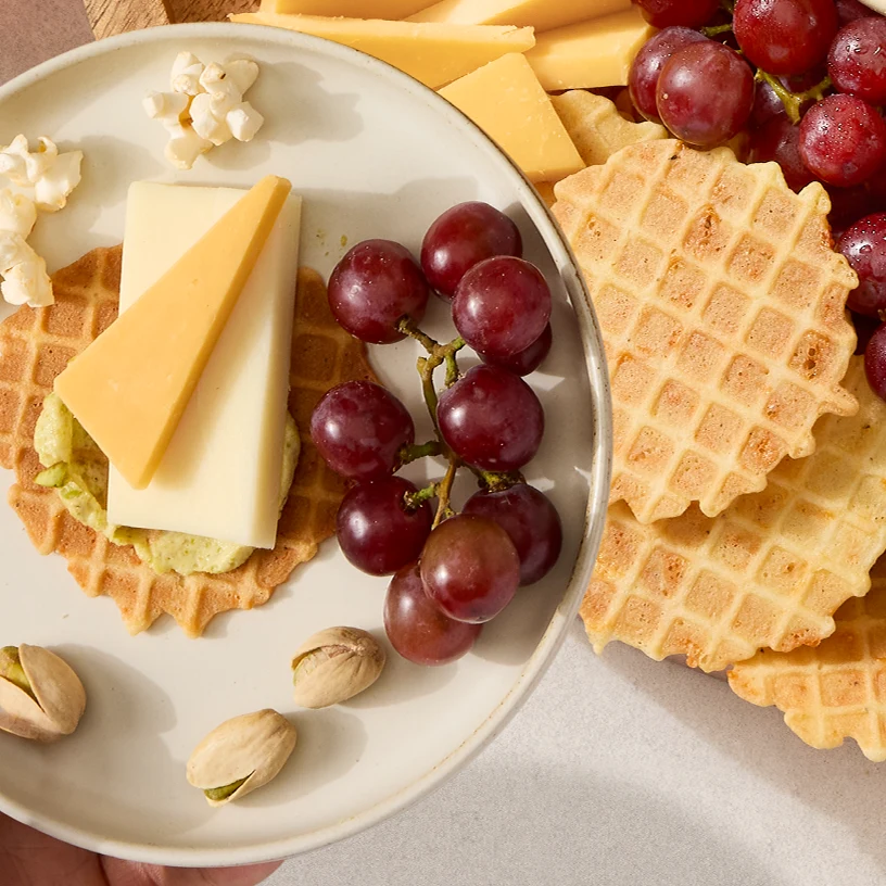 Cheddar Crusted Waffle Crisps