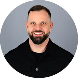 Ansgar Solecki the CEO of VetTrust.