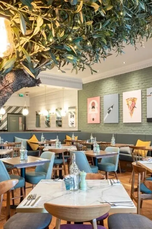 BELLA SHEFFIELD.ARENA 72dpi - 12 (2) (1)