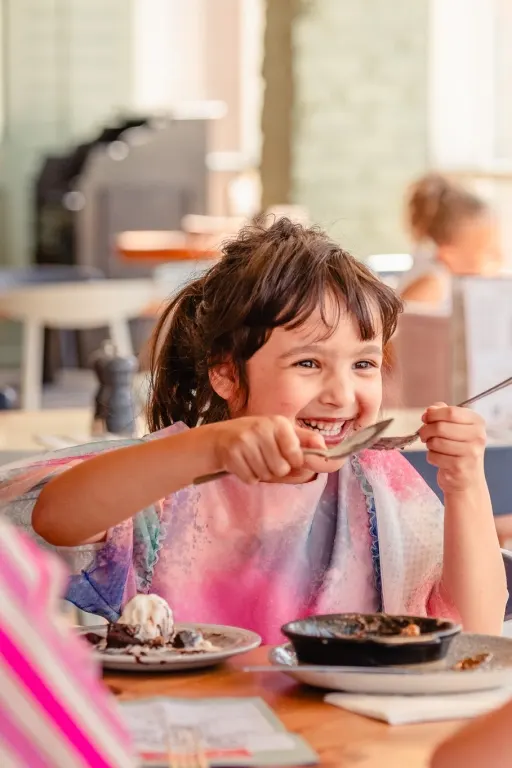 02 Family (2) mobile