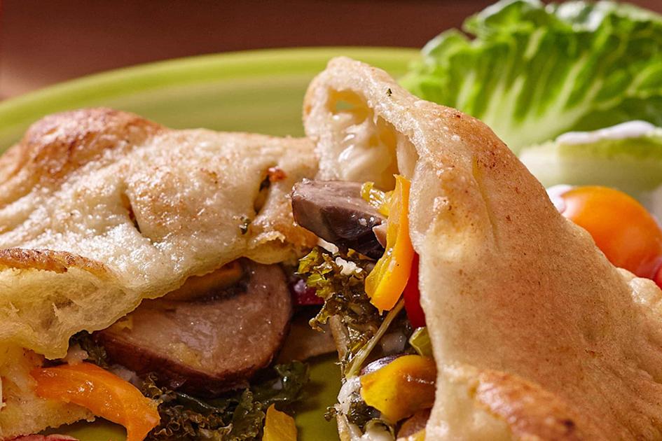 Love Your Veggies Pizza Pockets Recipe | Hidden Valley™ Ranch