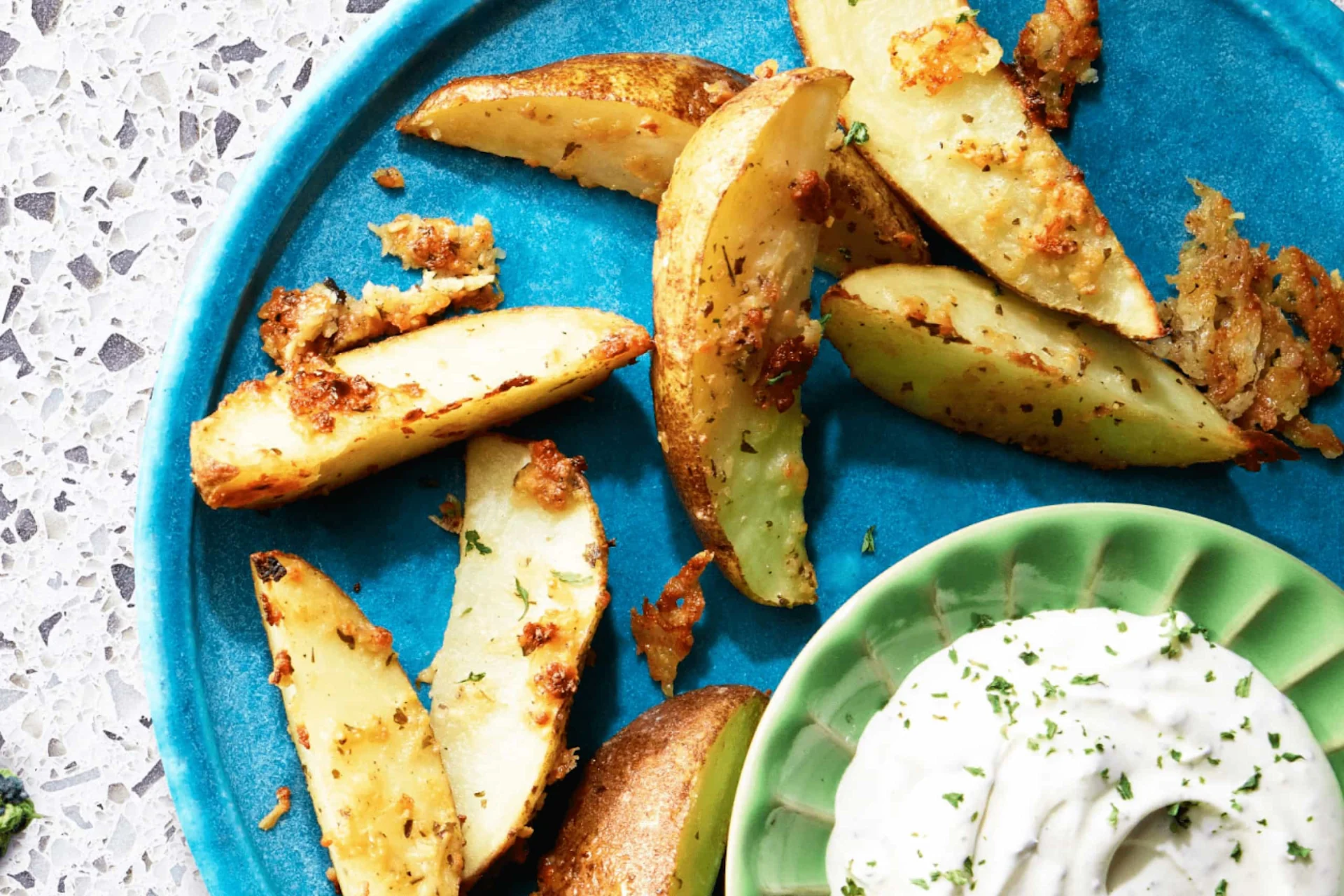 Garlic Ranch Roasted Potato Wedges