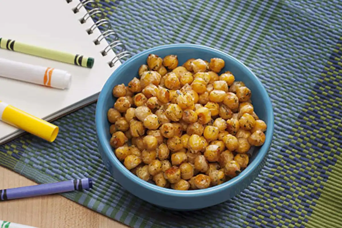 Spicy Ranch Roasted Chickpeas