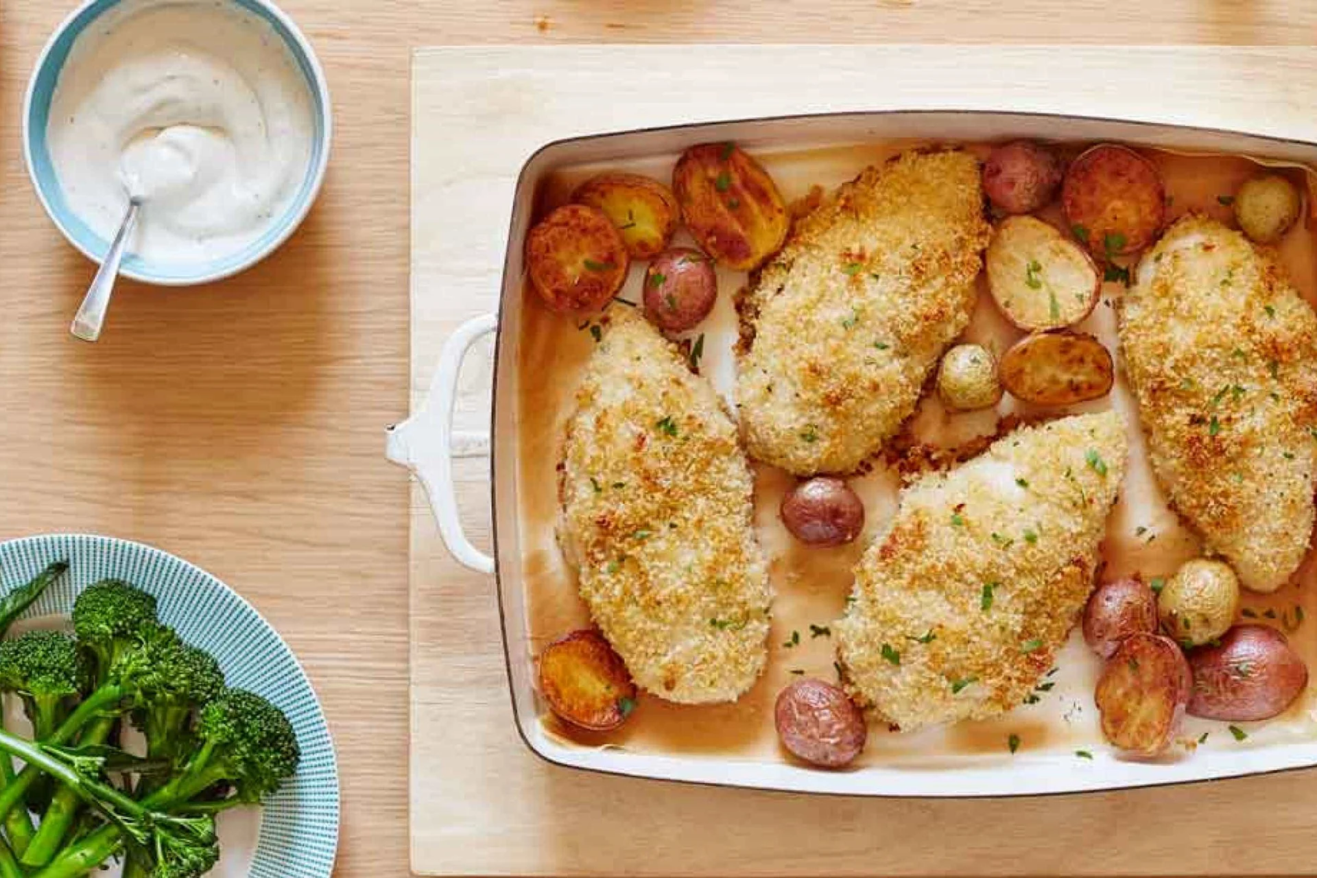 Crunchy Baked Ranch Chicken with Breadcrumbs