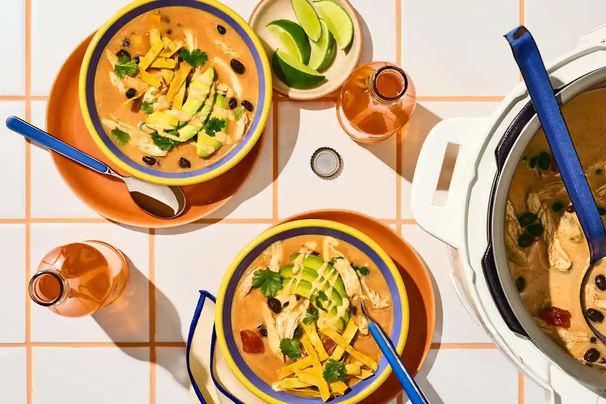 Multicooker Creamy Chipotle Chicken Tortilla Ranch Soup