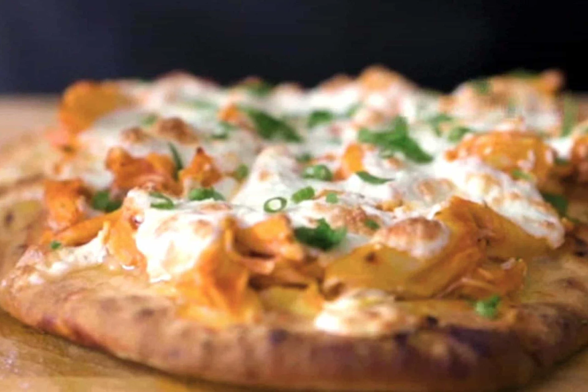 Buffalo Chicken Ranch Flatbread