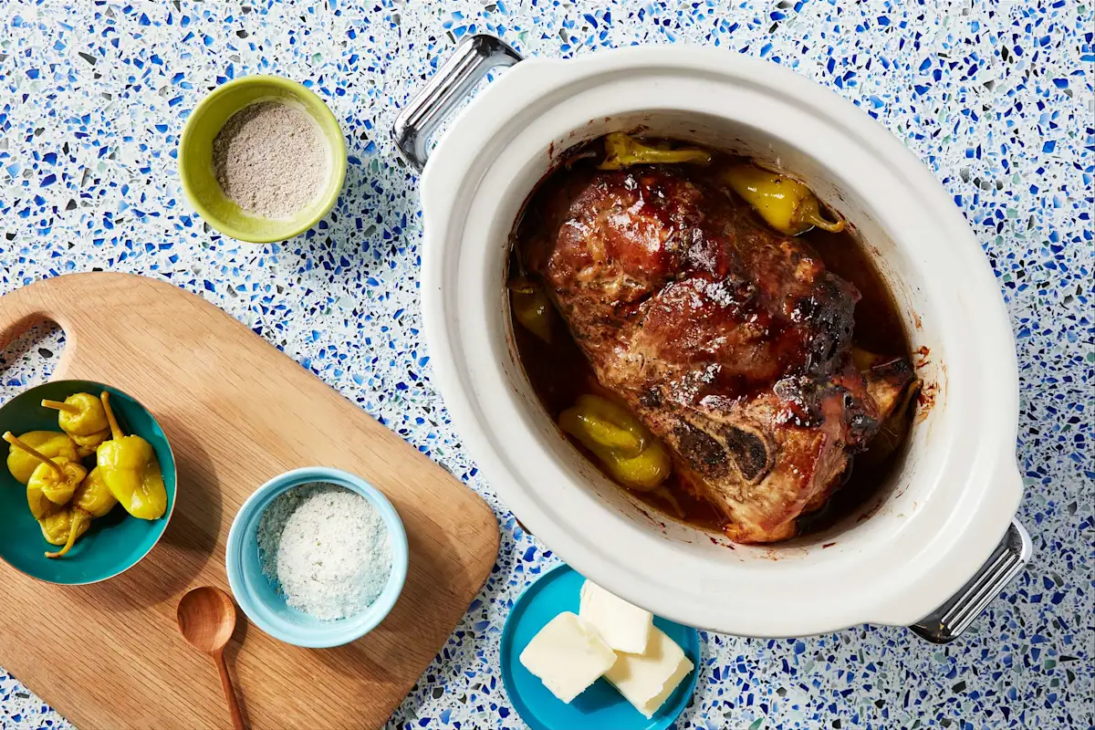 Slow Cooker Mississippi Pulled Pork