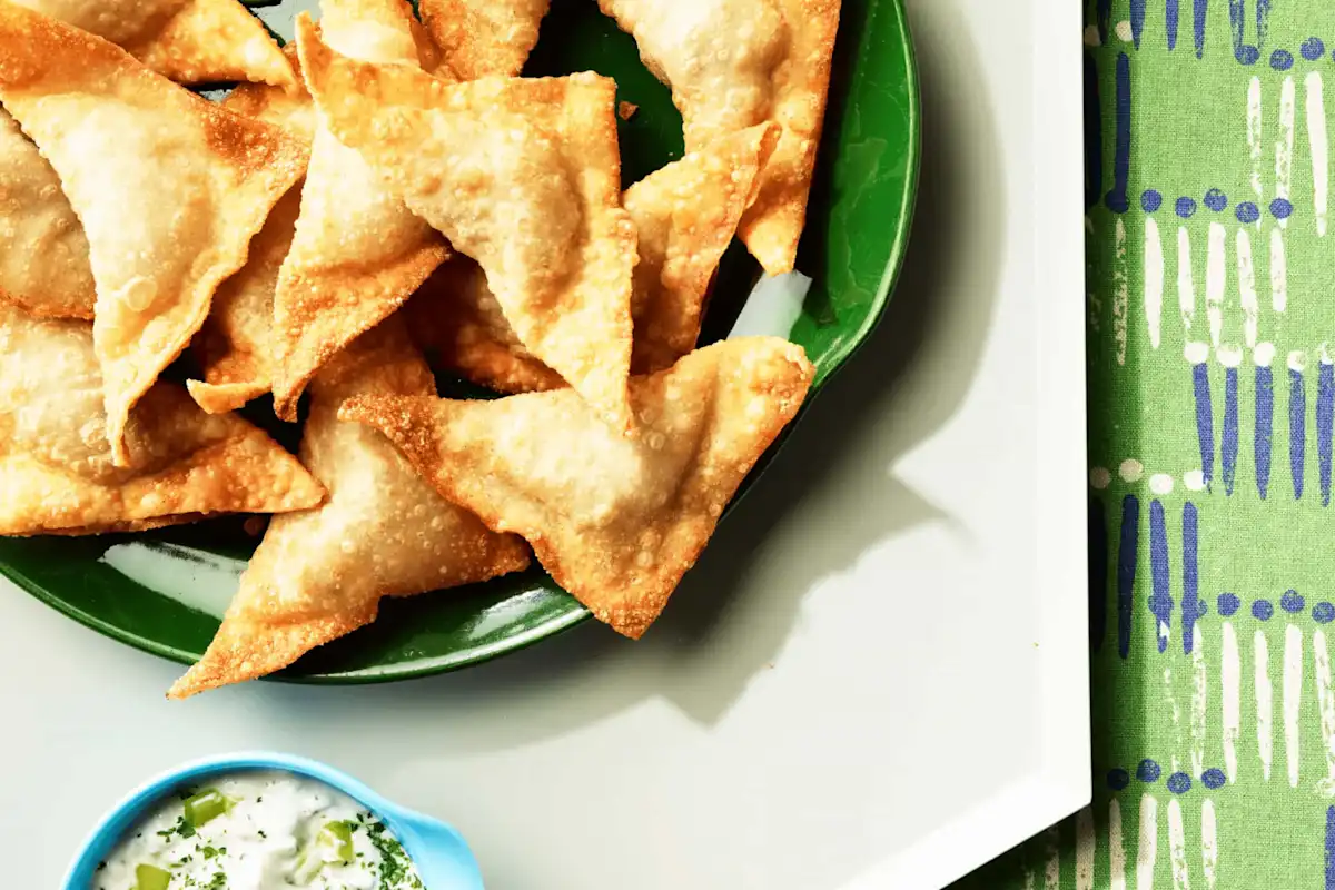 Greek Kofta Wontons with Ranch Tzatziki Sauce
