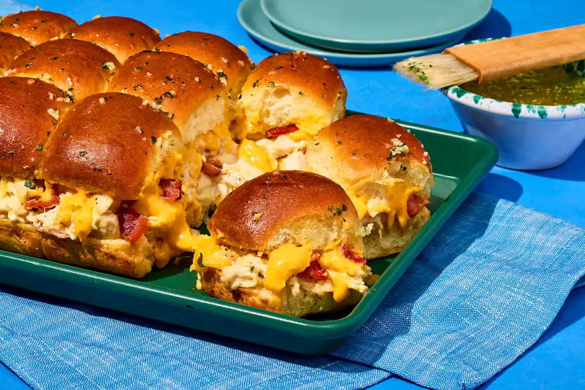 Crack Chicken Sliders