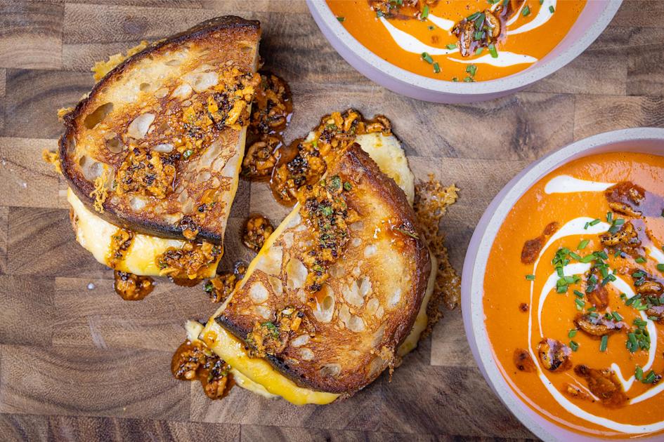 Ranch Tomato Soup & Grilled Cheese Recipe | Hidden Valley™ Ranch
