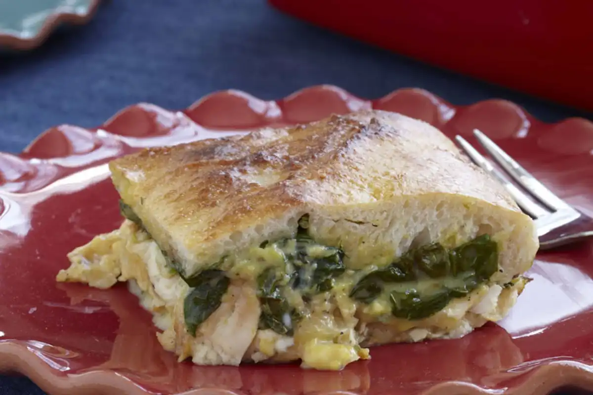 Cheesy Chicken and Spinach Rolls