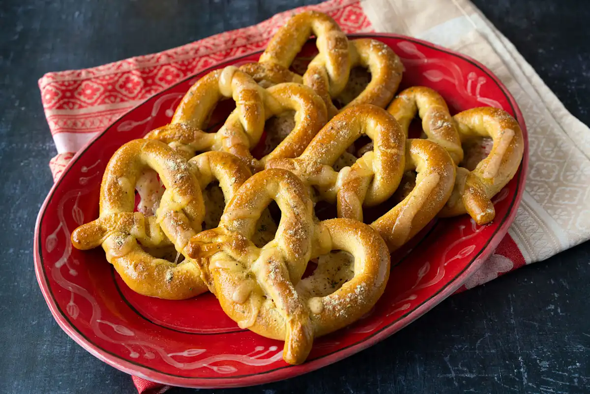 Jalapeño Cheddar Pretzel