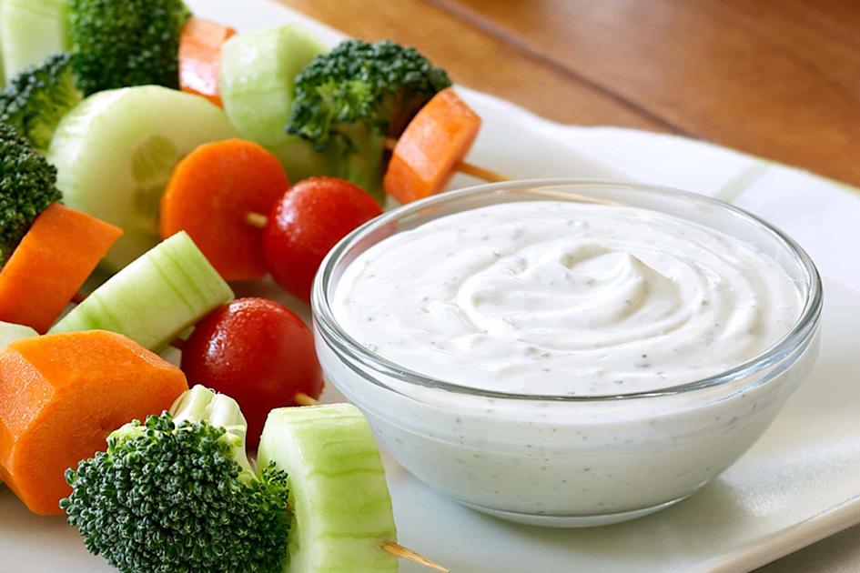 Portable Veggie Kabobs with Tangy Veggie Dip | Hidden Valley™ Ranch