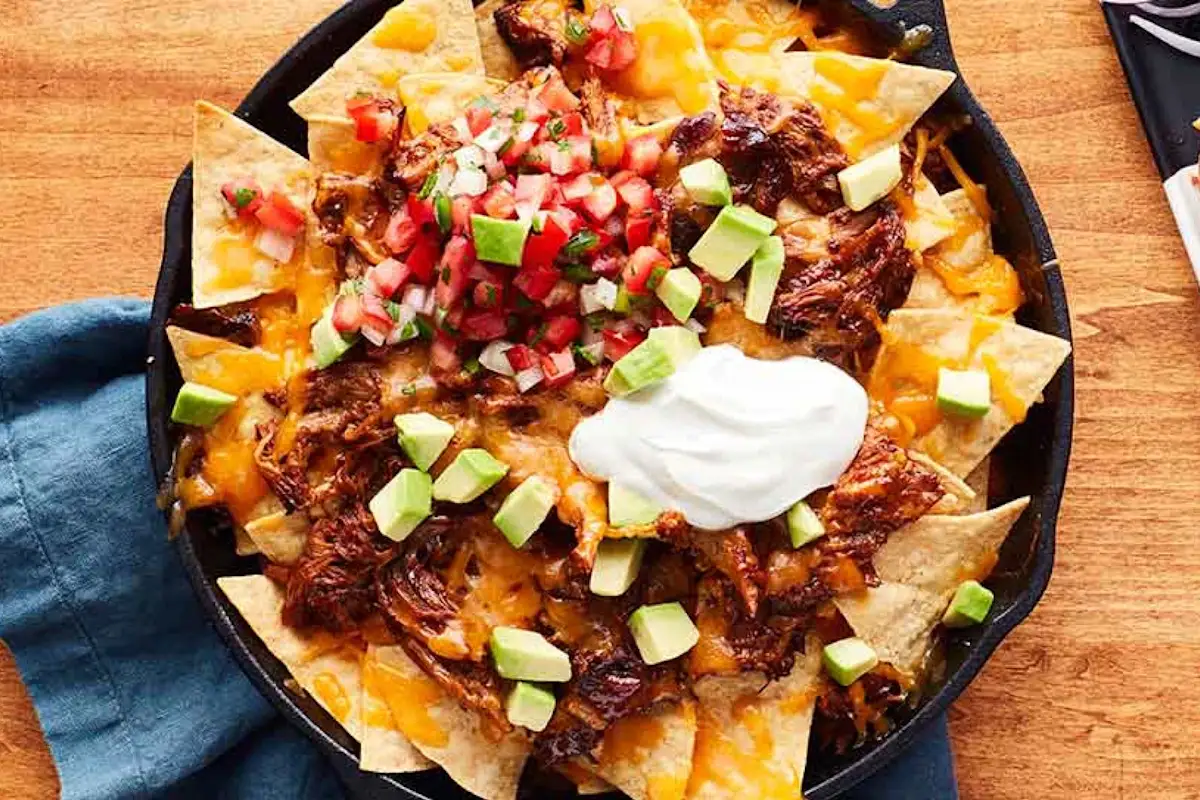 Slow Cooker Ranch BBQ Pulled Pork Nachos
